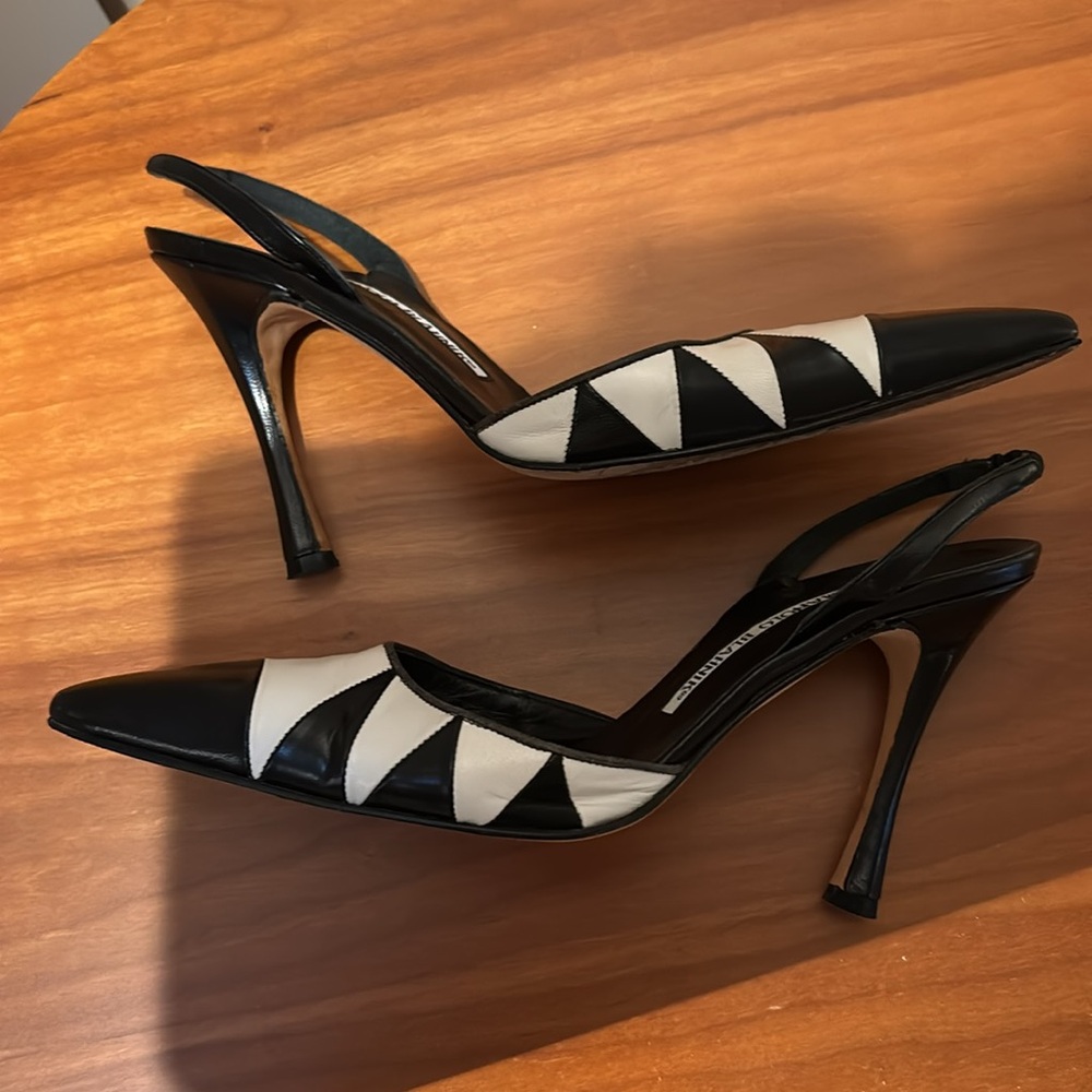 Manolo Blahnik 6 1/2 Black and White Heels - Picture 4 of 5